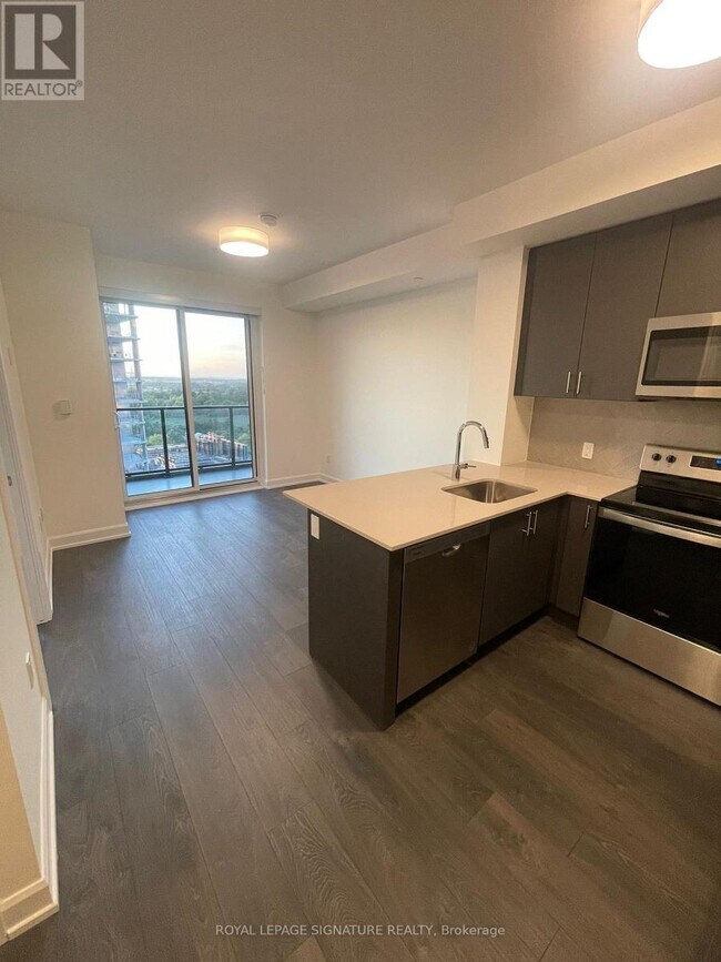 Photo du bâtiment - 3220 William Coltson Ave