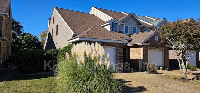 Building Photo - 122 Genoa Dr