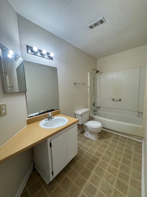 Foto del edificio - 829 Applewood Ln