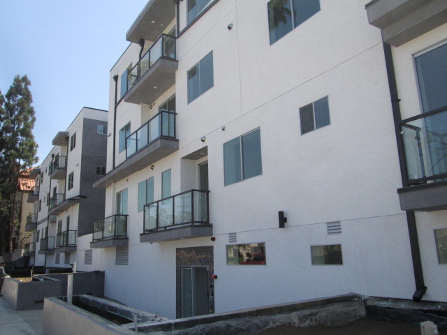 Primary Photo - 7140 La Tijera Blvd