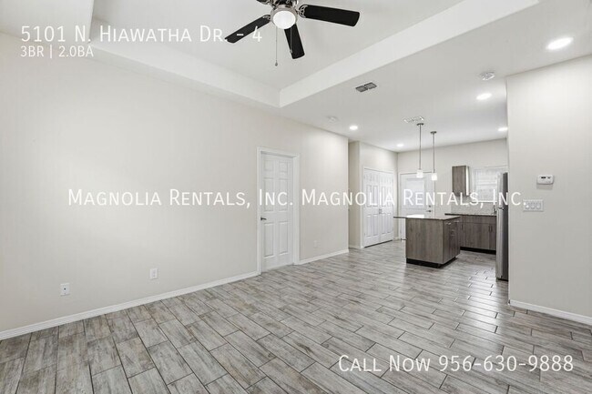 Foto del edificio - 5101 N Hiawatha Dr