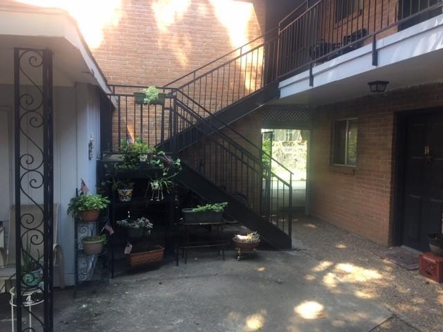 Foto del edificio - 1043 Ashland St