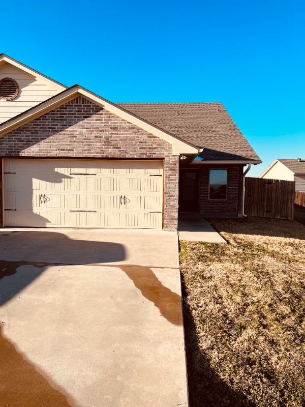 Building Photo - 907 Dart Ct