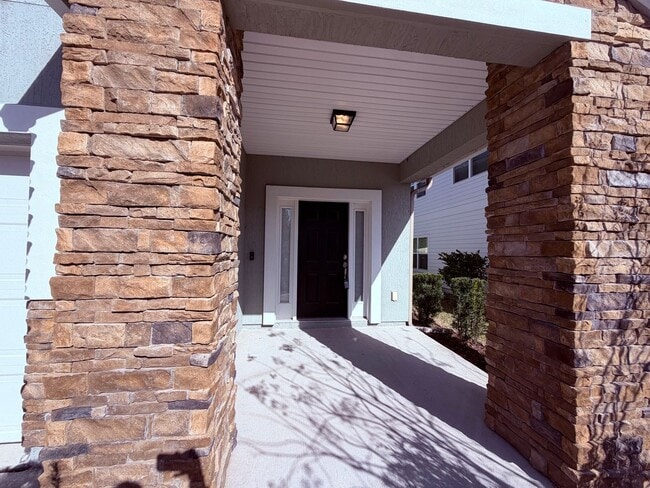 Foto del edificio - 4/3 Oasis in Beacon Lakes! Private Pool & Amenities! REDUCED DEPOSIT!