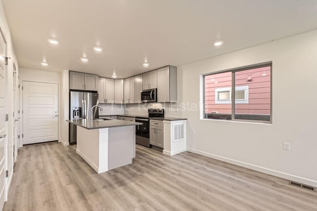 Photo - 10371 E 62nd Pl House