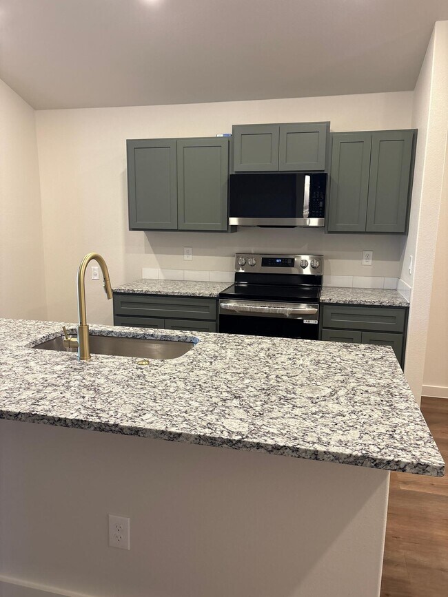 Foto del edificio - 2128 Langford Ave