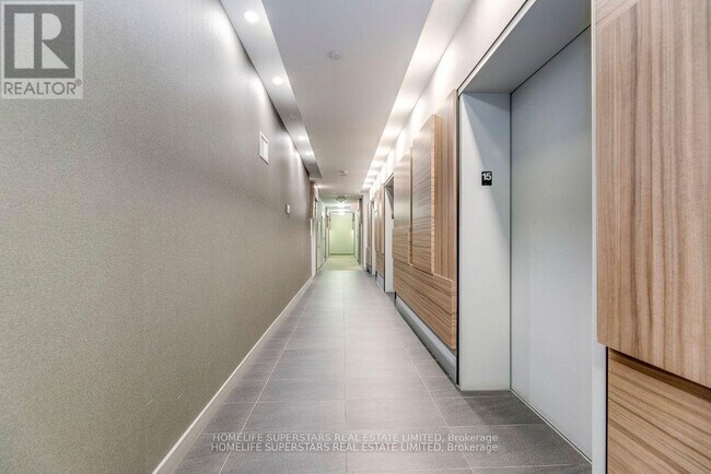 Building Photo - 75 St Nicholas St