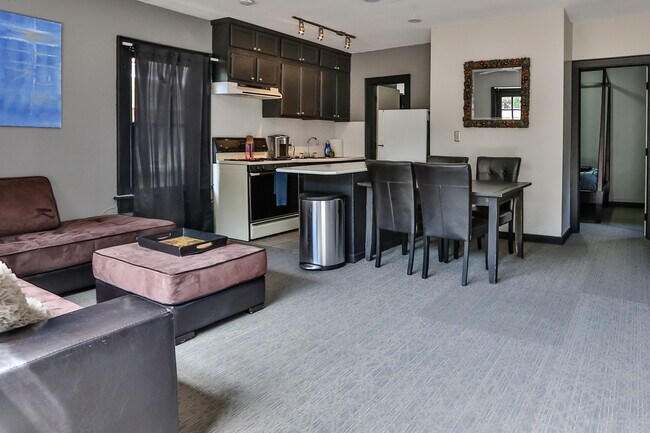 Foto del edificio - 1229 S Owasso Ave