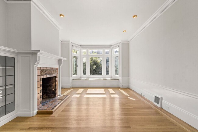 Foto del edificio - 3 Bed, 1.5 Bath Noe Valley Top Floor Flat ...