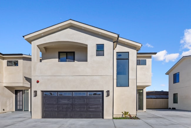 Photo - 6914 Walker Ave Townhome