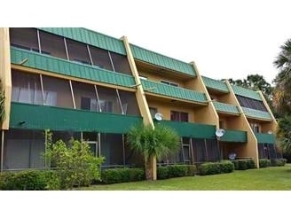 Building Photo - Plum Hollow