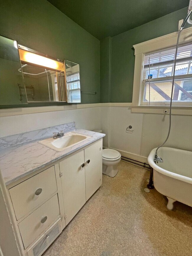 Foto del edificio - 914 Vaughn St