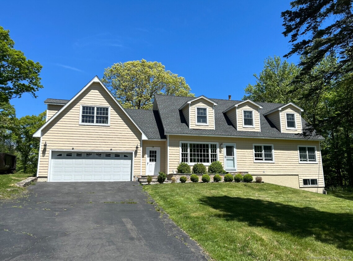Foto principal - 16 Topcrest Ln