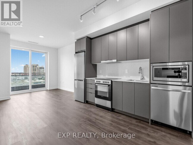 Photo du bâtiment - 9751 Markham Rd