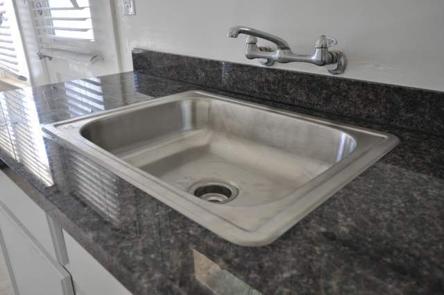 Foto del edificio - 14229 Victory Blvd