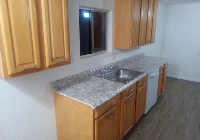 Foto del edificio - 5560 Old Olive Hwy