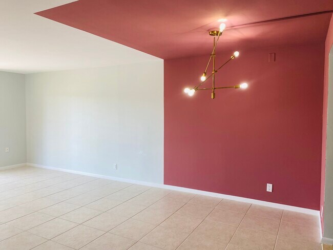 Foto del edificio - 9370 SW 8th St