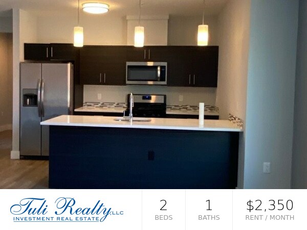 Foto principal - 5800 Washington St