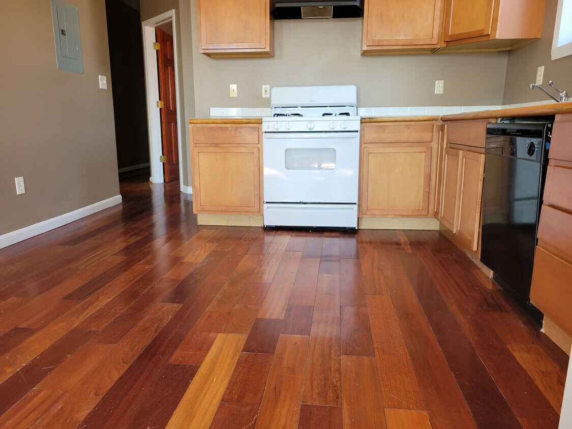 Foto principal - 702 Lennox St