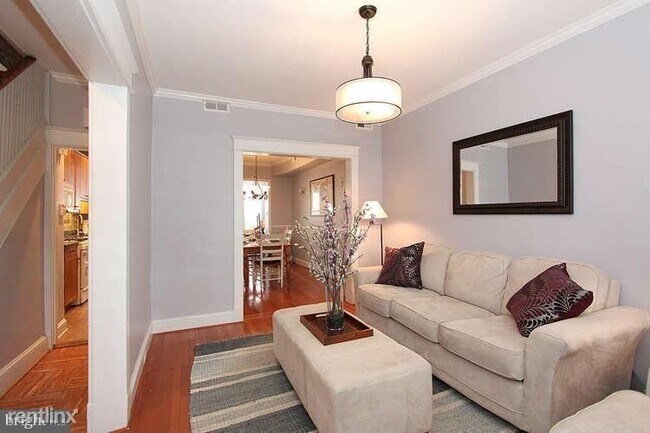 Foto del edificio - 1015 Irving St NW