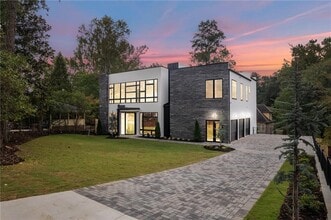 Building Photo - 19 Spruell Springs Rd