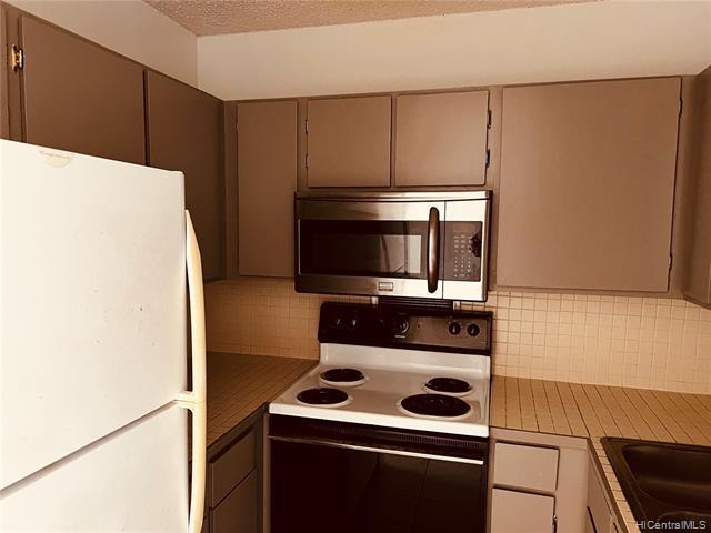 Building Photo - 1600 Wilikina Dr