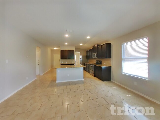 Foto del edificio - 2023 Emerald Edge