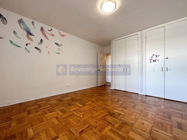 Foto del edificio - 210 West 251st Street