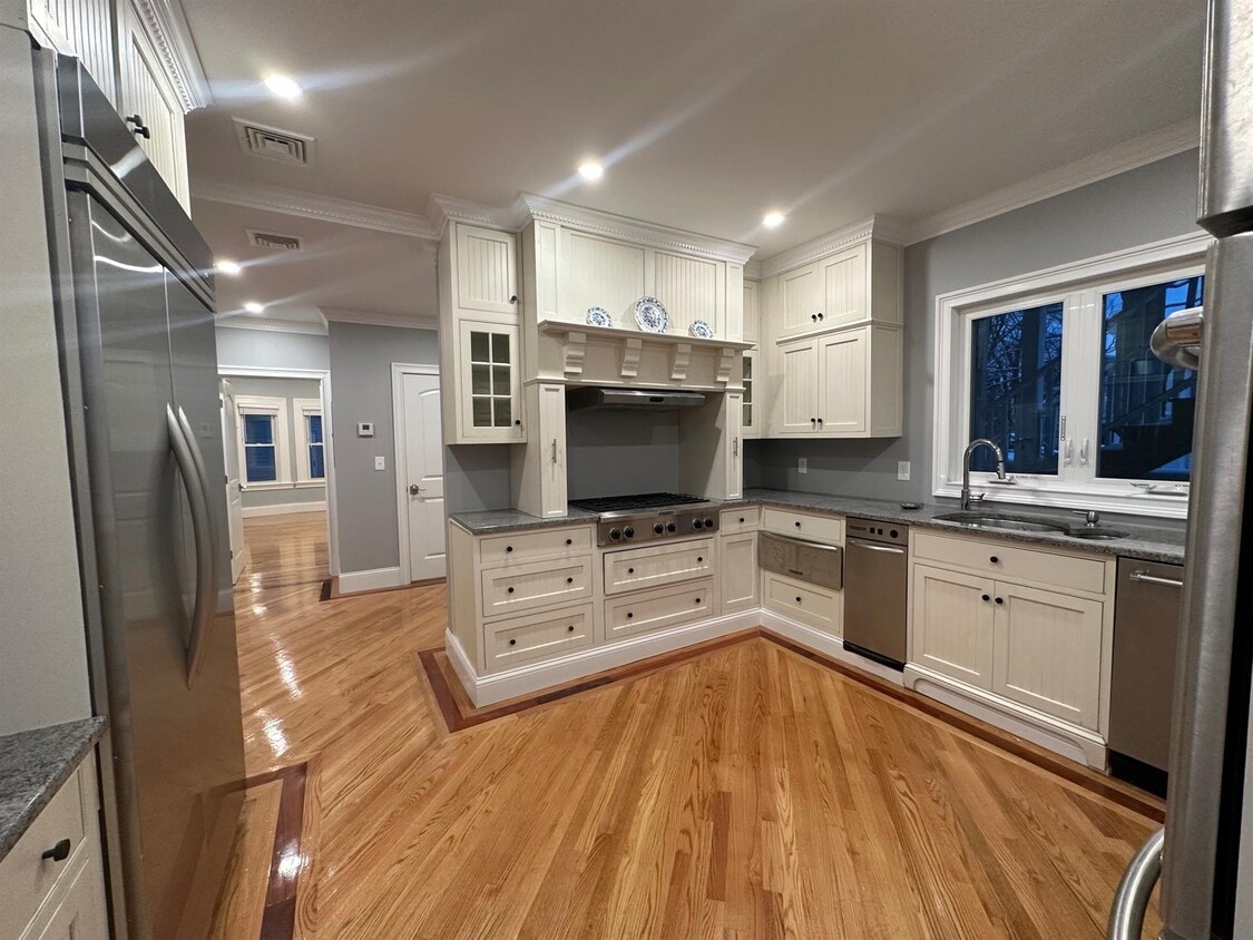 66 Dudley St, Medford, MA 02155 Townhome Rentals in Medford MA