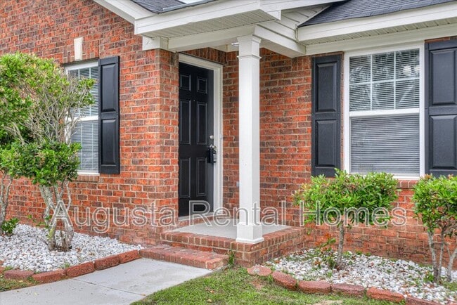 Foto del edificio - 4728 Laural Oak Dr