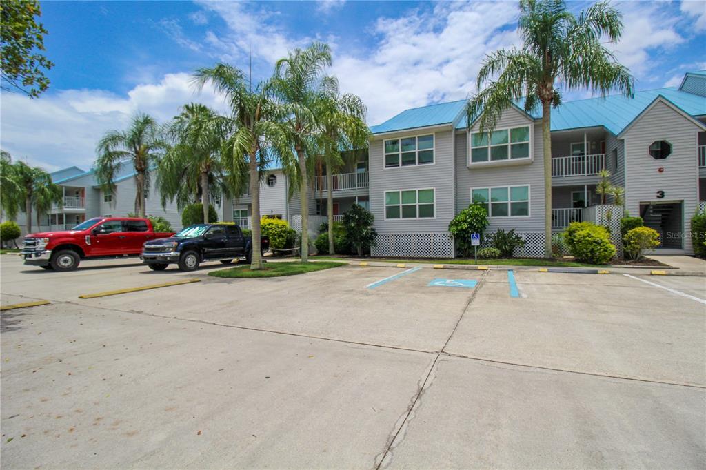 Foto principal - 4410 Warren Ave