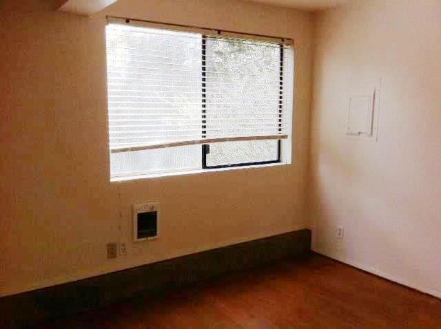 Foto del edificio - Cozy 2 Bed 1 Bath in Upper West Bremerton