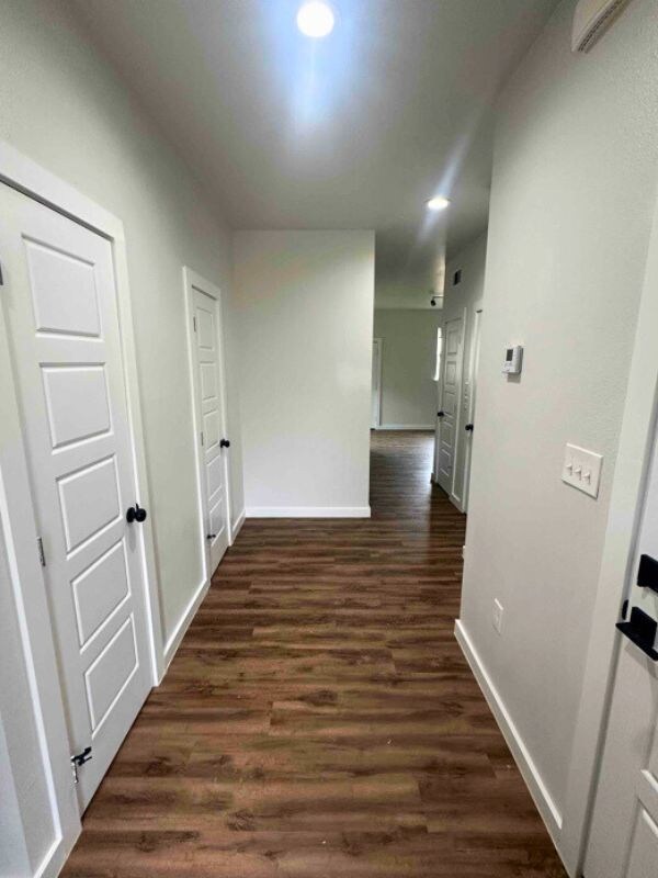 Foto del edificio - 1501 Valmar St