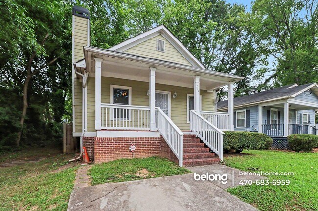 Building Photo - 711 Meldrum St NW