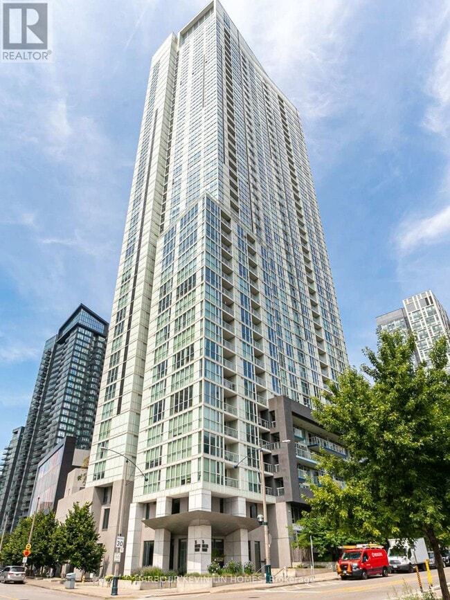 Building Photo - 75-1075 Queens Wharf Rd