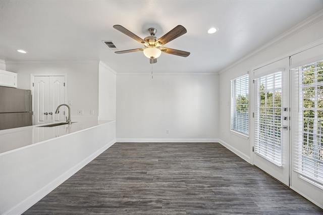 Foto del edificio - 4125 Holland Ave