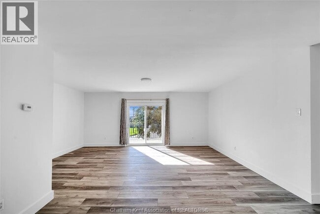 Building Photo - 25 Orchard Heights Dr