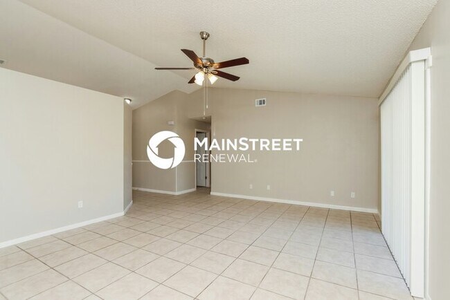 Building Photo - 3 Bedroom Pet-Friendly Home in PALM BAY, F...