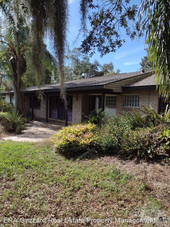 Foto del edificio - 3 br, 2 bath House - 36651 Micro Racetrack...