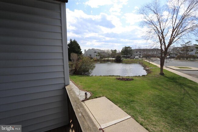 Foto del edificio - 1404 Marion Quimby Dr