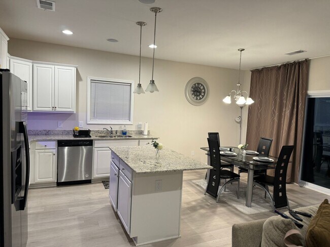 Foto del edificio - 4119 Thimbleberry Dr