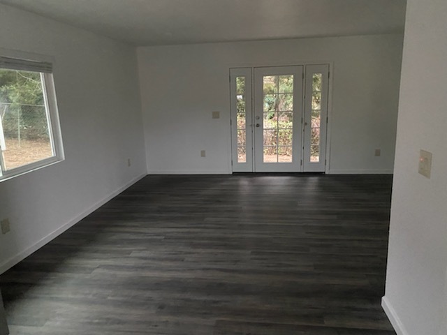 Living Area - 8510 Sunny Oak Ter