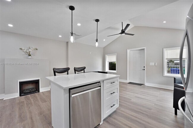 Foto del edificio - 5514 NW 6th Ave