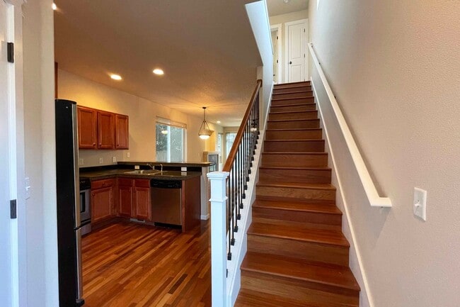 Building Photo - Lovely Concordia Home with Washer/Dryer, A...