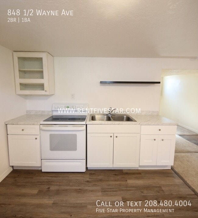 Building Photo - 848 1/2 Wayne Ave-