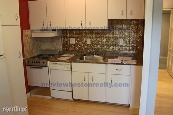 Foto del edificio - 10 Hammond Pond Pkwy