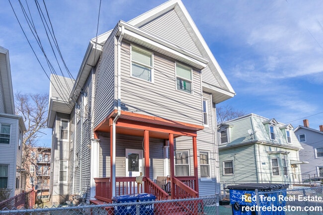 Building Photo - 18 Greylock Rd