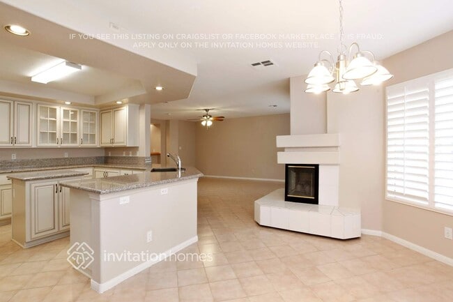 Foto del edificio - 8963 Hillsboro Creek Ct