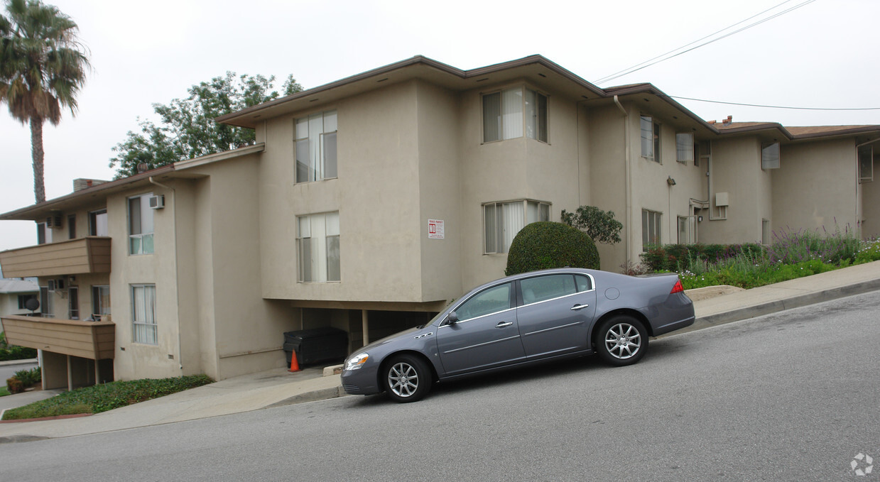 Foto del edificio - Amberwood Apartments