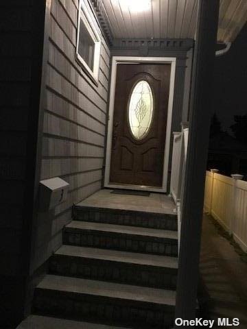 Primary Photo - 123 Smith St